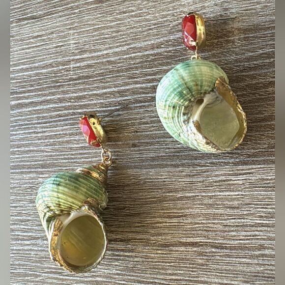 Bohemian seashell earrings A298 - Picture 5 of 5